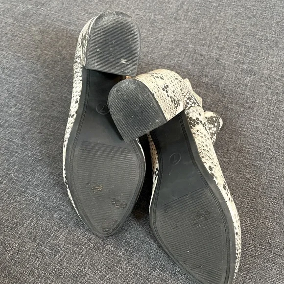 Snake Print Ankle Booties - Picture 5 of 5